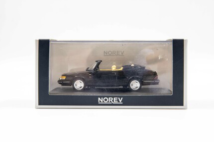SAAB 900 Turbo 16 Cabriolet de 1992 a escala 1/43 Regalos: libros, miniaturas SAAB...