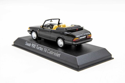 SAAB 900 Turbo 16 Cabriolet de 1992 a escala 1/43 Regalos: libros, miniaturas SAAB...