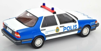 SAAB 9000 CD Policia 1/18 Regalos: libros, miniaturas SAAB...