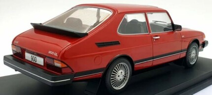 SAAB 900 a escala 1/18 Regalos: libros, miniaturas SAAB...